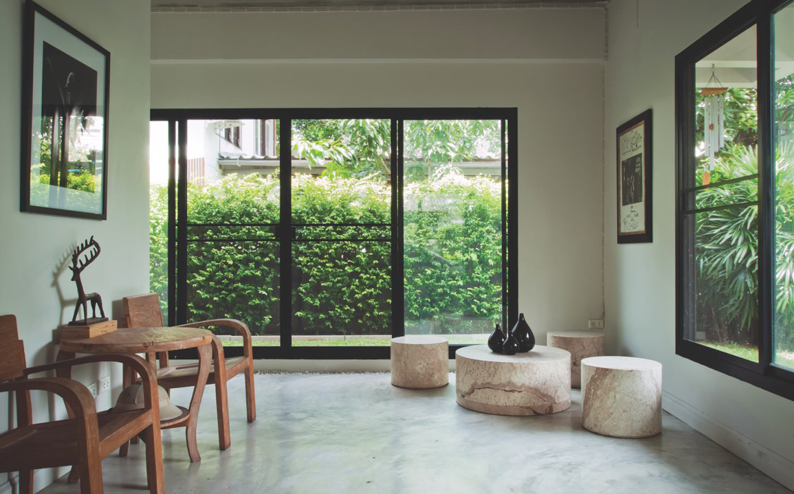 Living room - Home window tinting prices