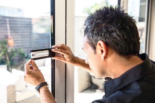 How -to -remove -window -tint